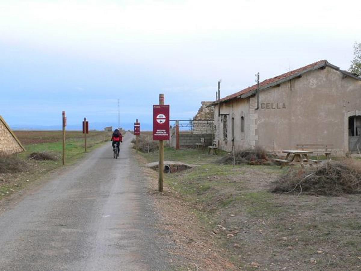 Albergue "El Rio" Cella Exterior foto